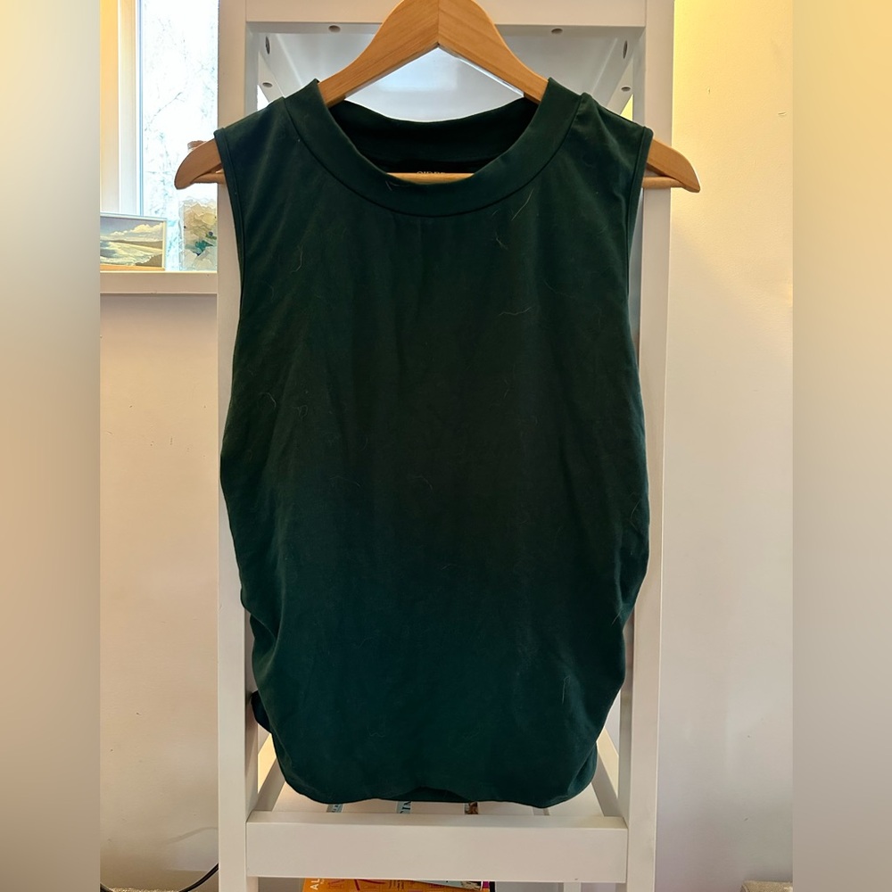 Cider sleeveless, rouched tank. Size 1X